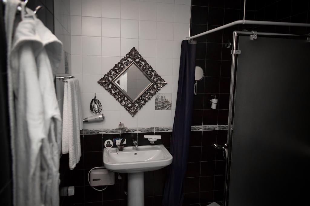 Hotel General Ekibasztuz Kültér fotó
