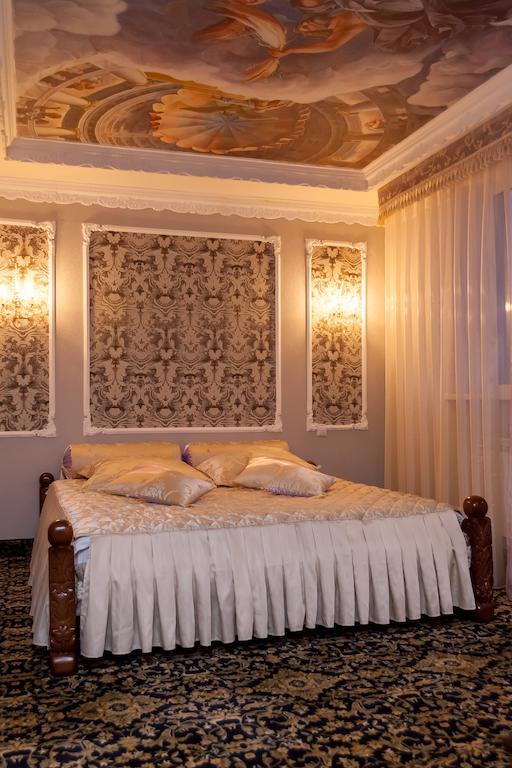 Hotel General Ekibasztuz Kültér fotó