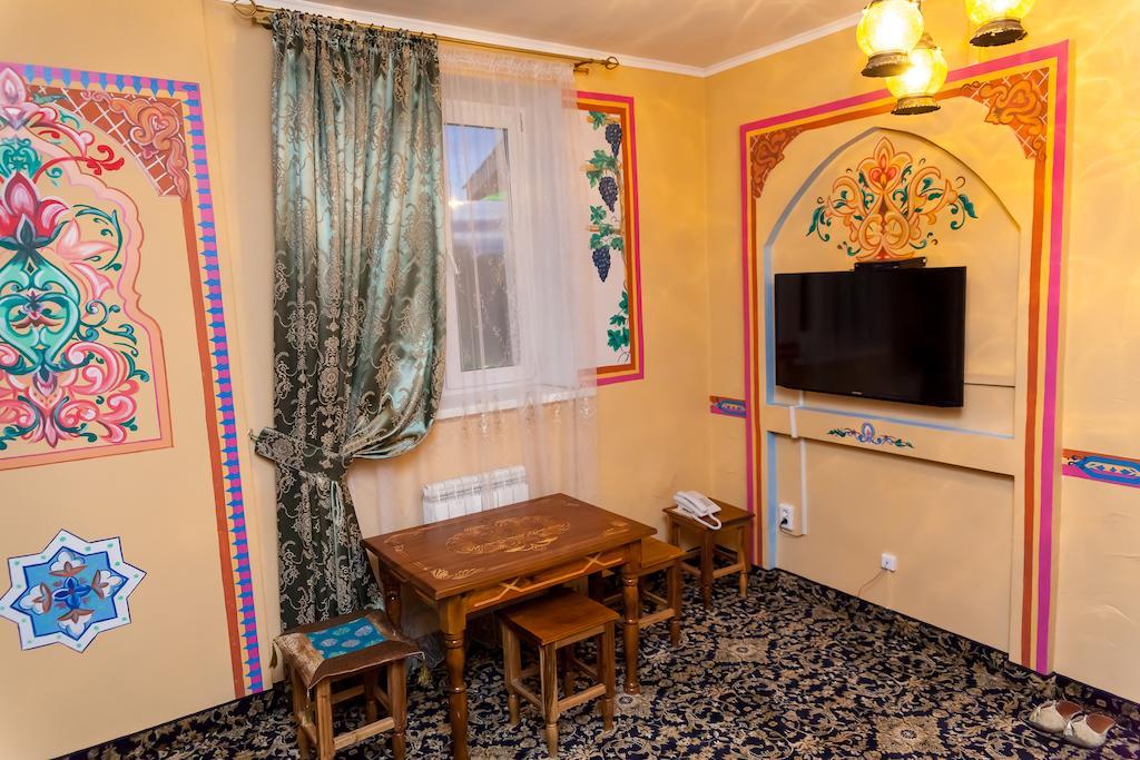 Hotel General Ekibasztuz Kültér fotó